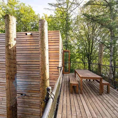 Modern Retreat With Rooftop Antoing